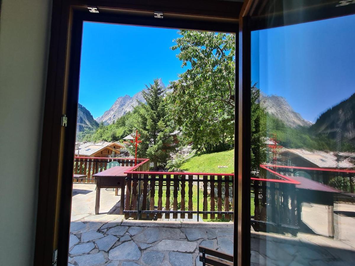 Hotel Dente Del Gigante Courmayeur Exterior foto