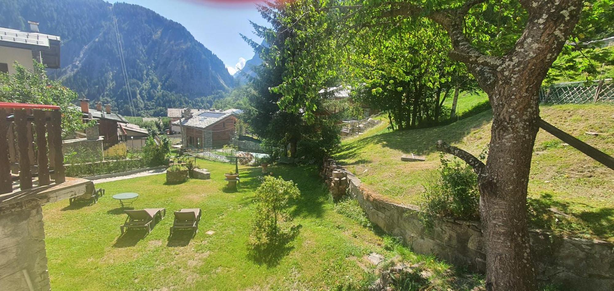 Hotel Dente Del Gigante Courmayeur Exterior foto