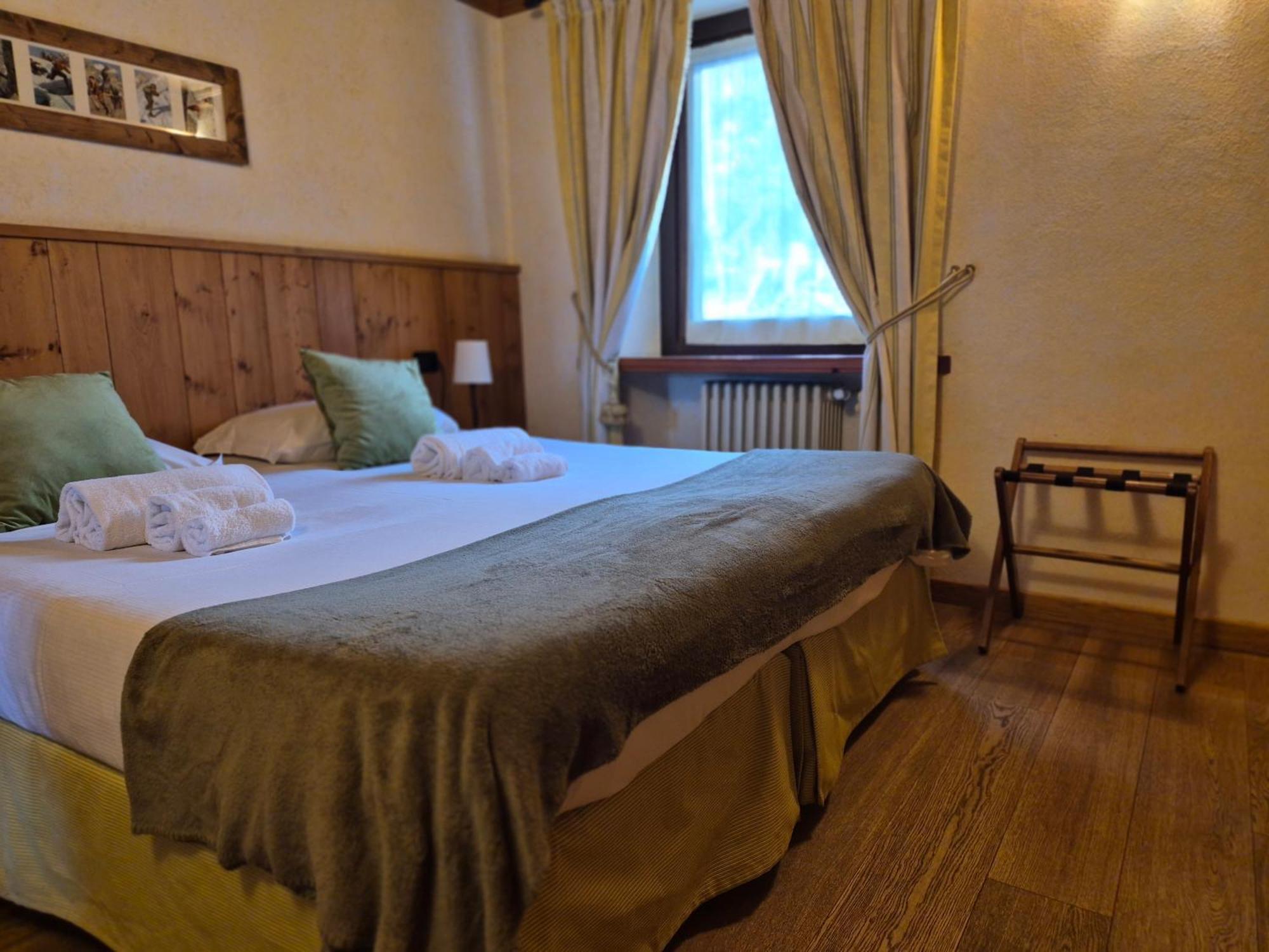 Hotel Dente Del Gigante Courmayeur Exterior foto