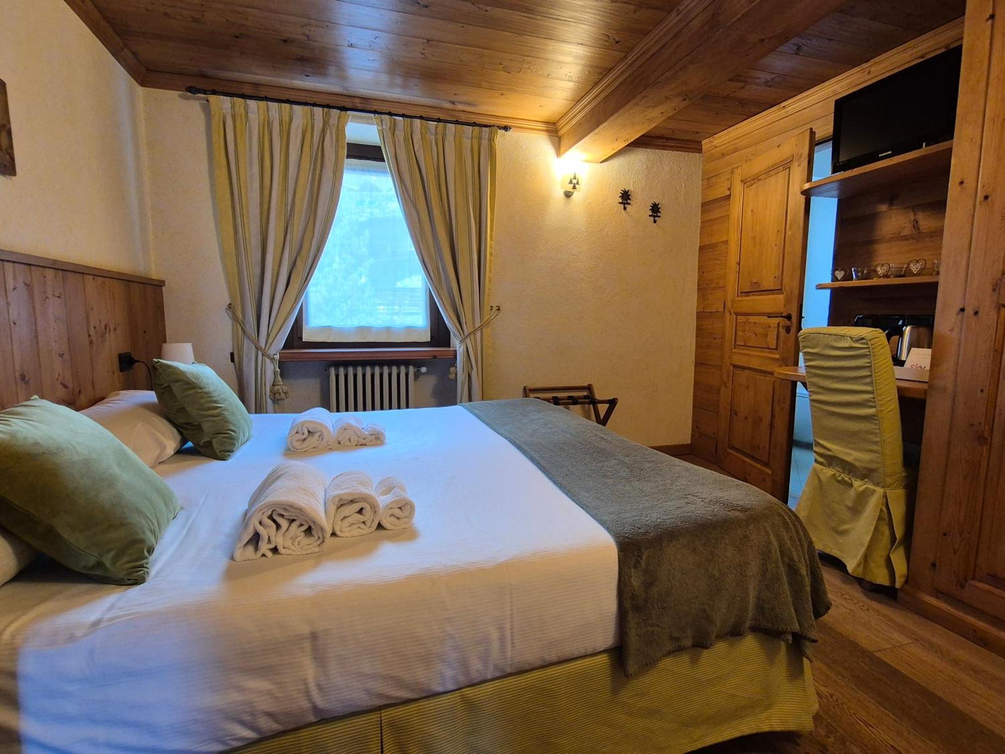 Hotel Dente Del Gigante Courmayeur Exterior foto